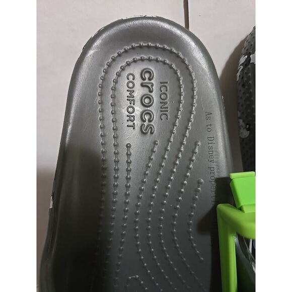 Disney Parks Crocs Mickey Mouse and Friends Slides Sandals Size (M4-W6) - Picture 3 of 9